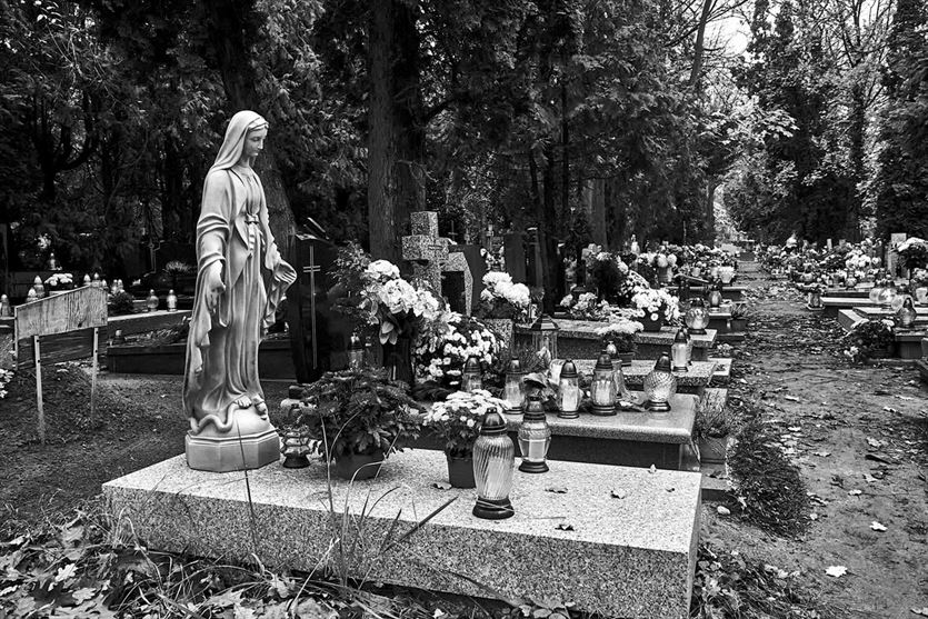 Empatia i wsparcie - całodobowe usługi pogrzebowe, Zakład Pogrzebowy PHU Mikołaj Lesiński Credo, Solec Kujawski